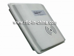 Long-distance RFID reader offers read range up to 40 feet