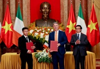 Anam Technologies Limited signs contract during Irish Presidential State Visit to Vietnam