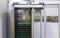 Benefits of automatic adjustability: PCB magazines by cab in use at Endress+Hauser